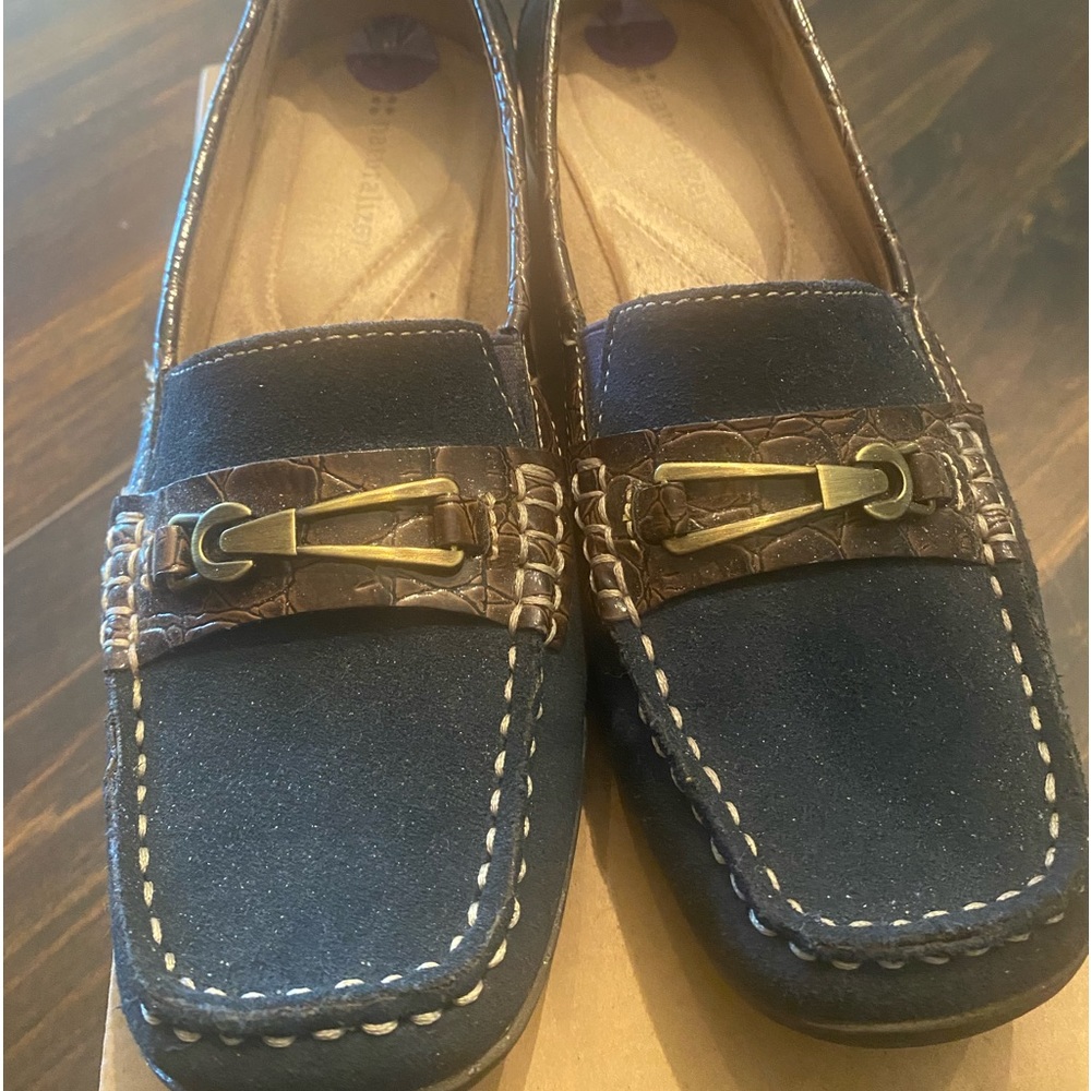 Women’s Navy Blue Loafers